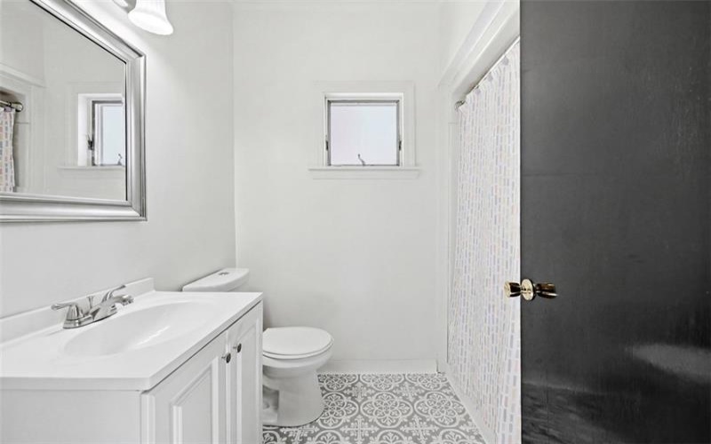 500 Broad Ave, Belle Vernon, 15012, 4 Bedrooms Bedrooms, ,2.1 BathroomsBathrooms,Residential,For Sale,Broad Ave,1761428