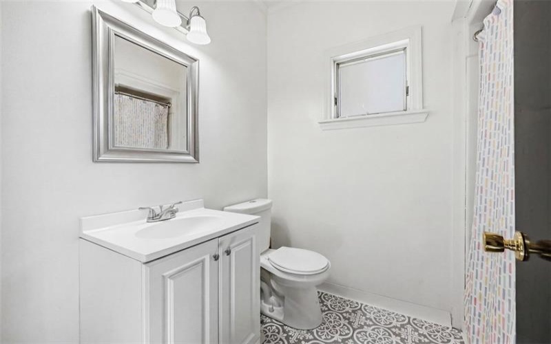 500 Broad Ave, Belle Vernon, 15012, 4 Bedrooms Bedrooms, ,2.1 BathroomsBathrooms,Residential,For Sale,Broad Ave,1761428
