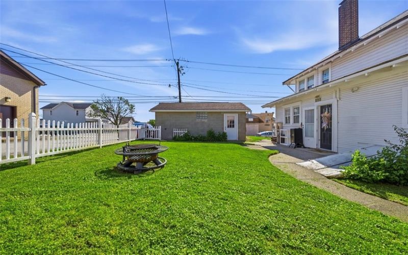 500 Broad Ave, Belle Vernon, 15012, 4 Bedrooms Bedrooms, ,2.1 BathroomsBathrooms,Residential,For Sale,Broad Ave,1761428