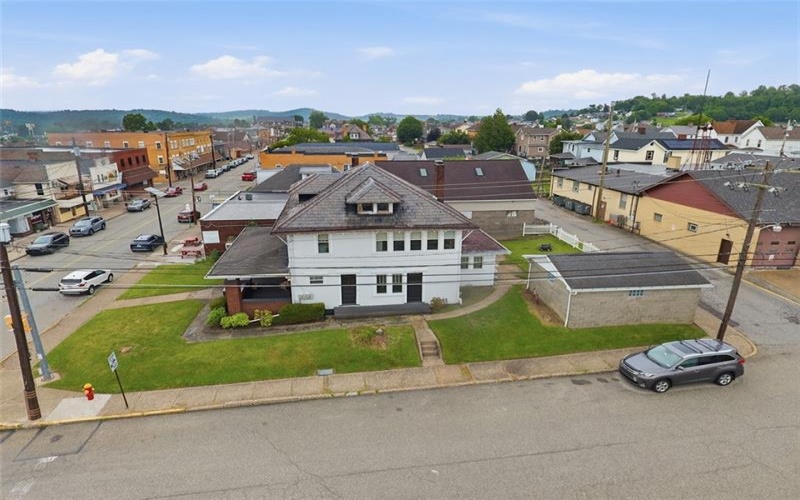 500 Broad Ave, Belle Vernon, 15012, 4 Bedrooms Bedrooms, ,2.1 BathroomsBathrooms,Residential,For Sale,Broad Ave,1761428