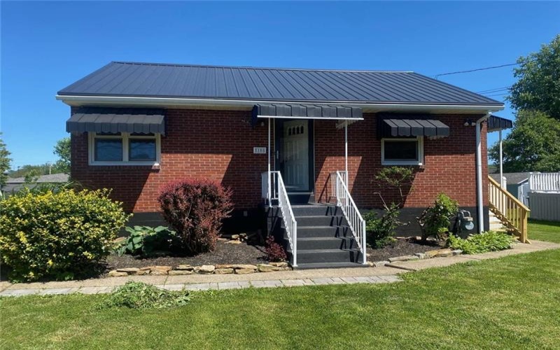 108 Federal St, Perryopolis, 15473, 2 Bedrooms Bedrooms, 7 Rooms Rooms,1 BathroomBathrooms,Residential,For Sale,Federal St,1761897