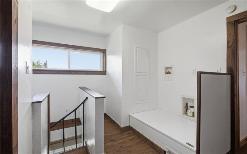 996 N. Bluff Drive, New Kensington, 15068, 2 Bedrooms Bedrooms, 8 Rooms Rooms,1.1 BathroomsBathrooms,Residential,For Sale,N. Bluff Drive,1761925