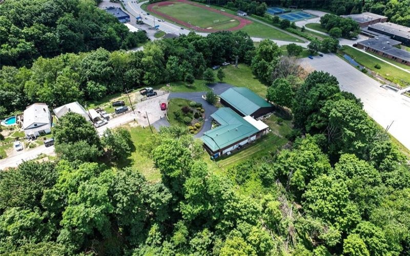 996 N. Bluff Drive, New Kensington, 15068, 2 Bedrooms Bedrooms, 8 Rooms Rooms,1.1 BathroomsBathrooms,Residential,For Sale,N. Bluff Drive,1761925