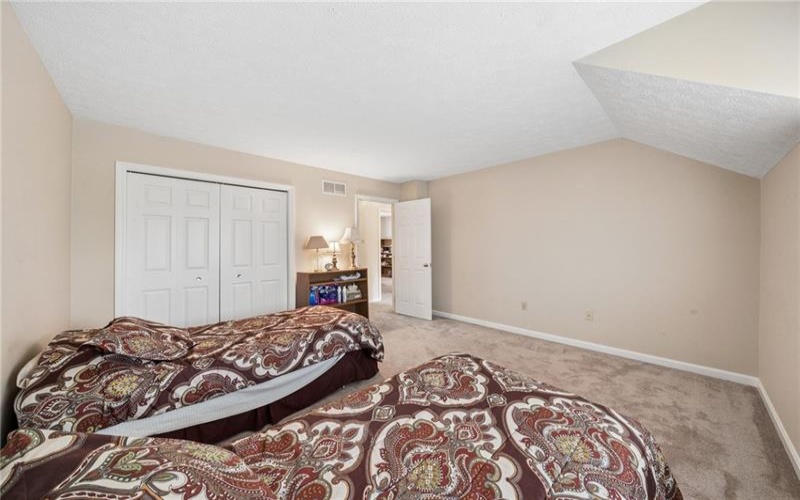 95 William Dr, Canonsburg, 15317, 4 Bedrooms Bedrooms, 9 Rooms Rooms,2.1 BathroomsBathrooms,Residential,For Sale,William Dr,1761938