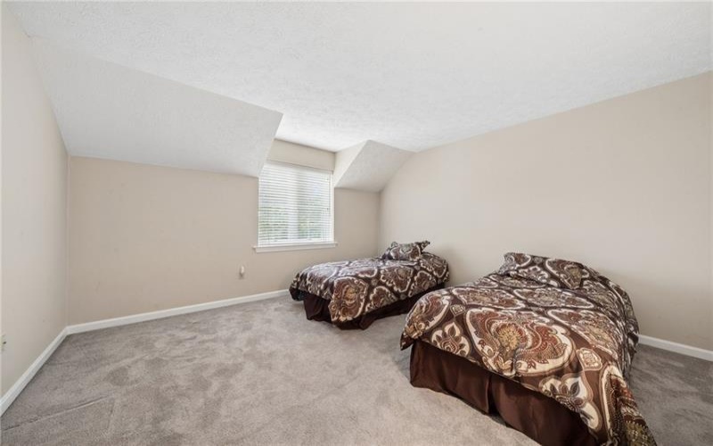 95 William Dr, Canonsburg, 15317, 4 Bedrooms Bedrooms, 9 Rooms Rooms,2.1 BathroomsBathrooms,Residential,For Sale,William Dr,1761938