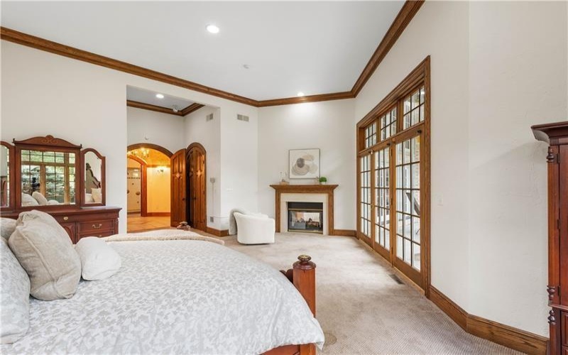 350 Cedar, Washington, 15301, 6 Bedrooms Bedrooms, 12 Rooms Rooms,6.1 BathroomsBathrooms,Residential,For Sale,Cedar,1761944