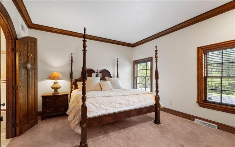 350 Cedar, Washington, 15301, 6 Bedrooms Bedrooms, 12 Rooms Rooms,6.1 BathroomsBathrooms,Residential,For Sale,Cedar,1761944