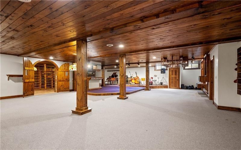 350 Cedar, Washington, 15301, 6 Bedrooms Bedrooms, 12 Rooms Rooms,6.1 BathroomsBathrooms,Residential,For Sale,Cedar,1761944