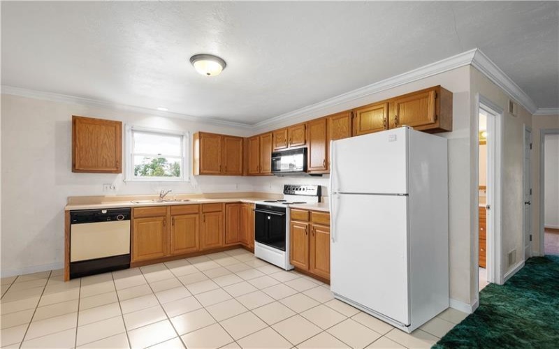 350 Cedar, Washington, 15301, 6 Bedrooms Bedrooms, 12 Rooms Rooms,6.1 BathroomsBathrooms,Residential,For Sale,Cedar,1761944