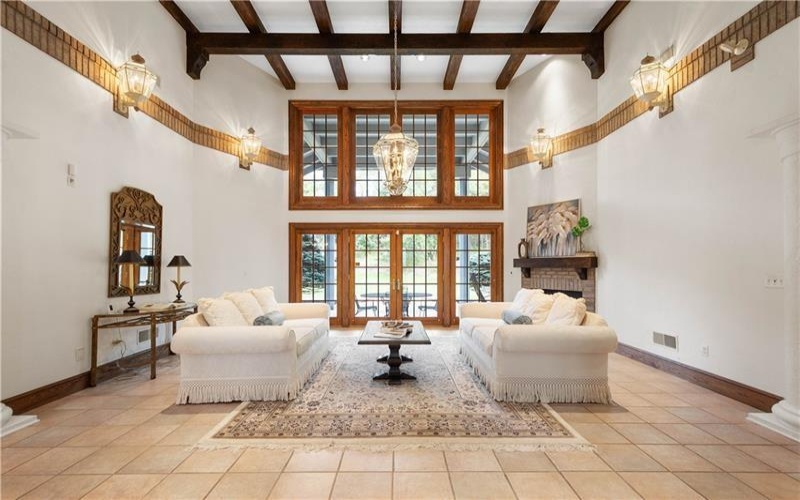 350 Cedar, Washington, 15301, 6 Bedrooms Bedrooms, 12 Rooms Rooms,6.1 BathroomsBathrooms,Residential,For Sale,Cedar,1761944