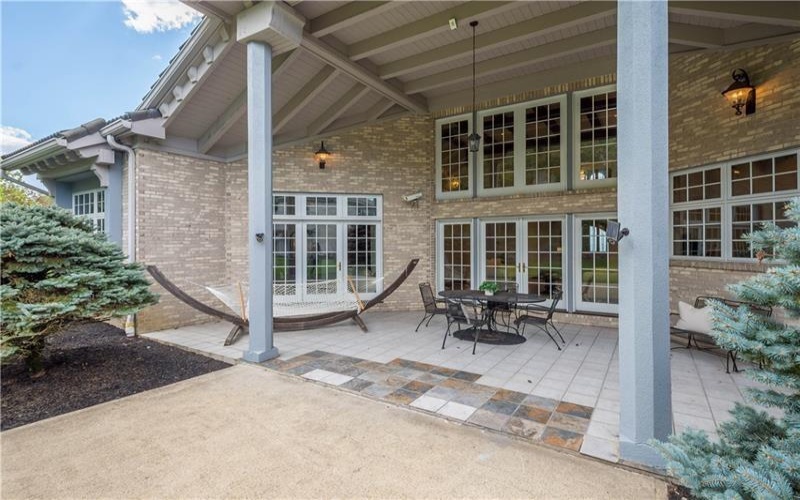 350 Cedar, Washington, 15301, 6 Bedrooms Bedrooms, 12 Rooms Rooms,6.1 BathroomsBathrooms,Residential,For Sale,Cedar,1761944