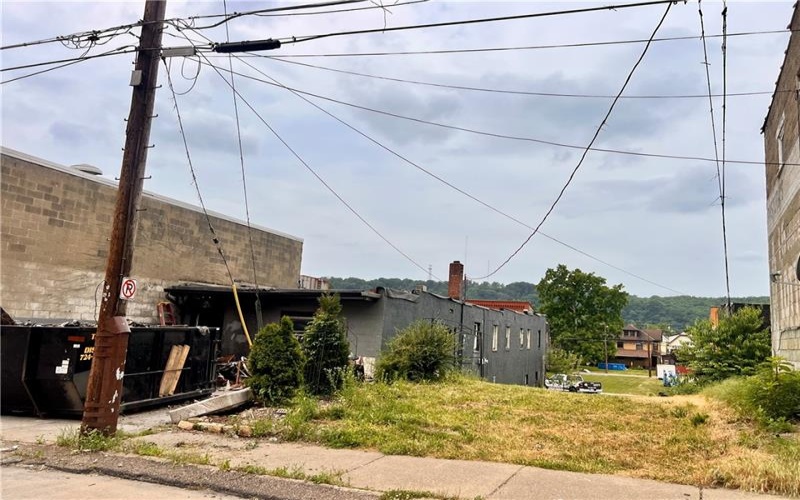 1602 5th Ave, New Kensington, 15068, ,Commercial-industrial-business,For Sale,5th Ave,1761155
