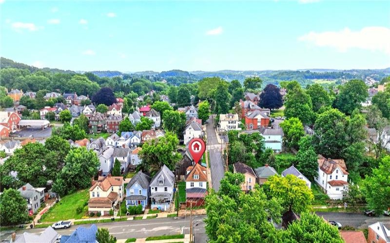 433 Harrison Ave, Greensburg, 15601, 4 Bedrooms Bedrooms, 9 Rooms Rooms,2 BathroomsBathrooms,Residential,For Sale,Harrison Ave,1761757
