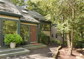 540 Laurel Pond, Farmington, 15437, 1 Bedroom Bedrooms, 6 Rooms Rooms,1 BathroomBathrooms,Residential,For Sale,Laurel Pond,1761876