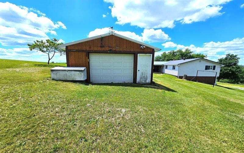640 Taylorstown Ridge Road, Avella, 15312, 3 Bedrooms Bedrooms, 6 Rooms Rooms,1 BathroomBathrooms,Residential,For Sale,Taylorstown Ridge Road,1762011
