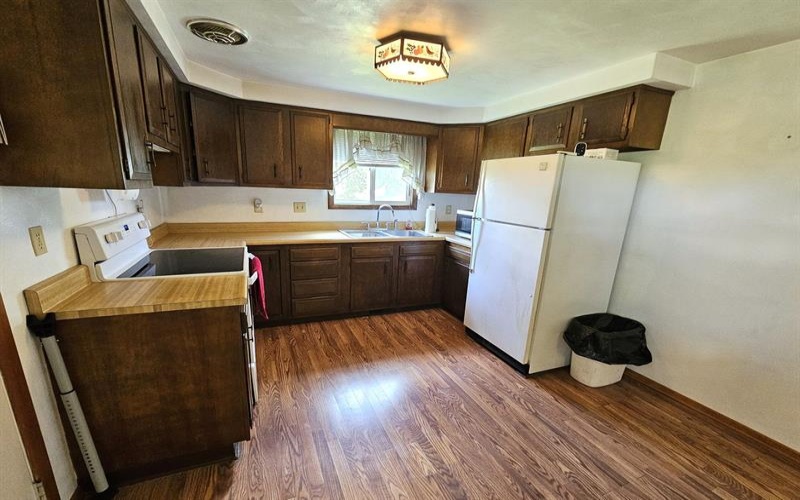 640 Taylorstown Ridge Road, Avella, 15312, 3 Bedrooms Bedrooms, 6 Rooms Rooms,1 BathroomBathrooms,Residential,For Sale,Taylorstown Ridge Road,1762011