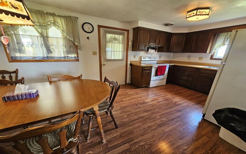 640 Taylorstown Ridge Road, Avella, 15312, 3 Bedrooms Bedrooms, 6 Rooms Rooms,1 BathroomBathrooms,Residential,For Sale,Taylorstown Ridge Road,1762011