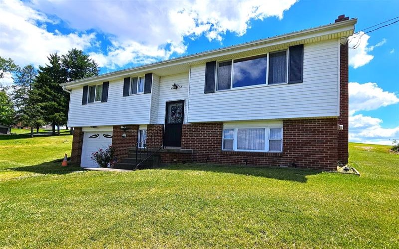 640 Taylorstown Ridge Road, Avella, 15312, 3 Bedrooms Bedrooms, 6 Rooms Rooms,1 BathroomBathrooms,Residential,For Sale,Taylorstown Ridge Road,1762011