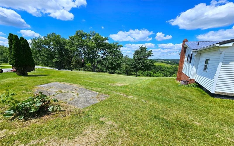 640 Taylorstown Ridge Road, Avella, 15312, 3 Bedrooms Bedrooms, 6 Rooms Rooms,1 BathroomBathrooms,Residential,For Sale,Taylorstown Ridge Road,1762011