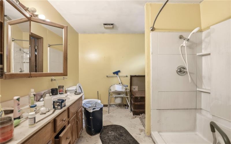 131 Squirrel Hill Road, Meyersdale, 15552, 3 Bedrooms Bedrooms, ,2 BathroomsBathrooms,Residential,For Sale,Squirrel Hill Road,1762019