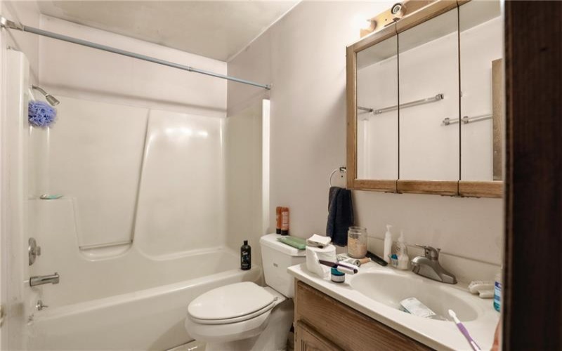 131 Squirrel Hill Road, Meyersdale, 15552, 3 Bedrooms Bedrooms, ,2 BathroomsBathrooms,Residential,For Sale,Squirrel Hill Road,1762019
