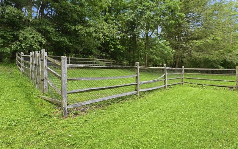 129 Chestnut Hill LANE, Champion, 15622, 4 Bedrooms Bedrooms, ,2.1 BathroomsBathrooms,Residential,For Sale,Chestnut Hill,1762055