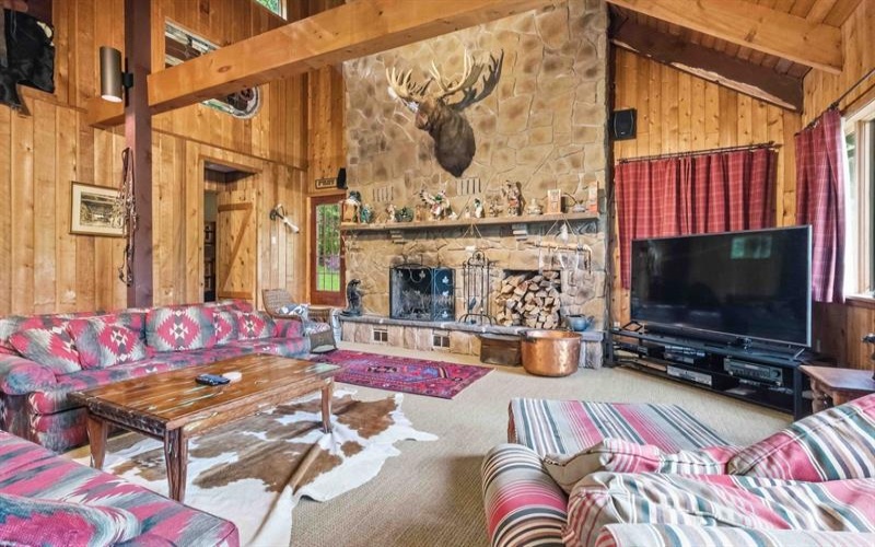 129 Chestnut Hill LANE, Champion, 15622, 4 Bedrooms Bedrooms, ,2.1 BathroomsBathrooms,Residential,For Sale,Chestnut Hill,1762055