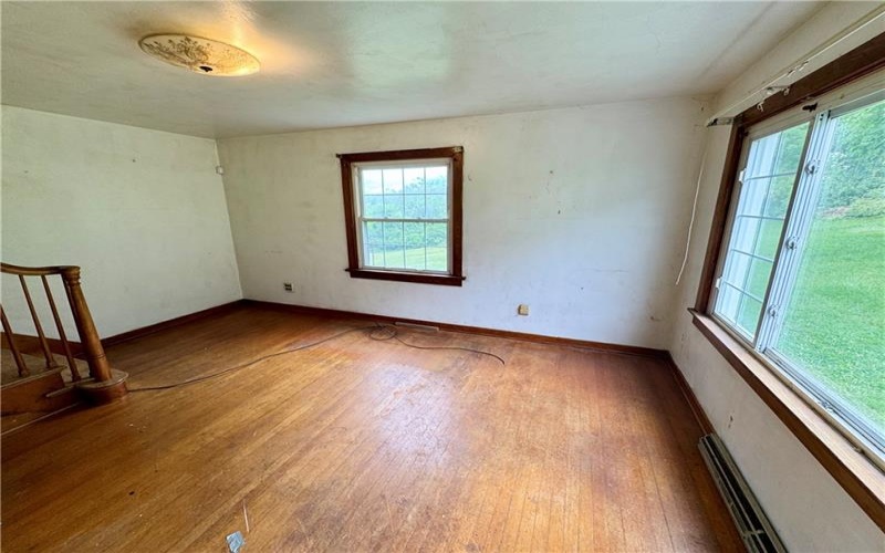 421 Mcgeary Ave, Monessen, 15062, 2 Bedrooms Bedrooms, 5 Rooms Rooms,1 BathroomBathrooms,Residential,For Sale,Mcgeary Ave,1762049
