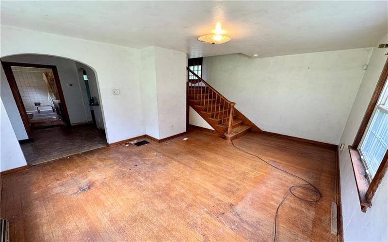 421 Mcgeary Ave, Monessen, 15062, 2 Bedrooms Bedrooms, 5 Rooms Rooms,1 BathroomBathrooms,Residential,For Sale,Mcgeary Ave,1762049