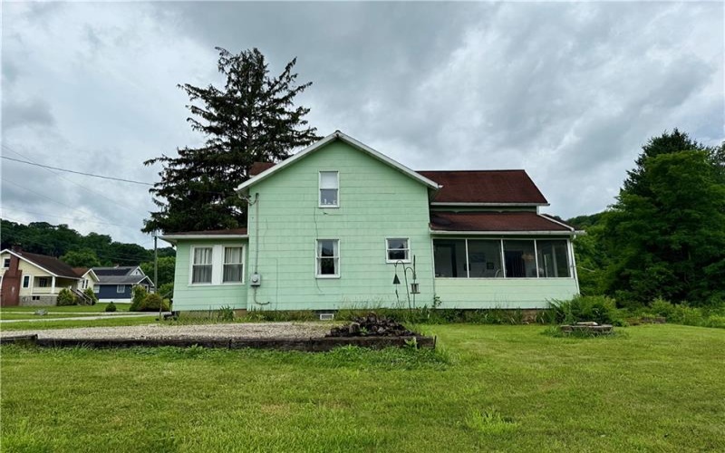 114 Stewarton, Mill Run, 15464, 3 Bedrooms Bedrooms, 7 Rooms Rooms,1 BathroomBathrooms,Residential,For Sale,Stewarton,1762099