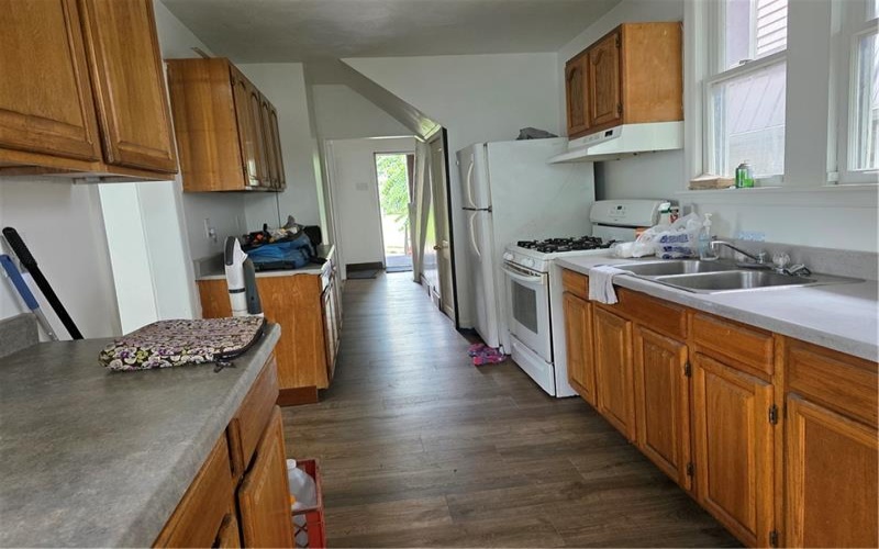 121 CATALPA STREET, NEW KENSINGTON, 15068, 3 Bedrooms Bedrooms, ,1.1 BathroomsBathrooms,Residential,For Sale,CATALPA STREET,1762142