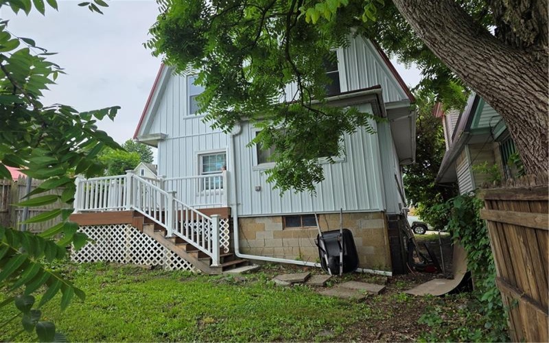 121 CATALPA STREET, NEW KENSINGTON, 15068, 3 Bedrooms Bedrooms, ,1.1 BathroomsBathrooms,Residential,For Sale,CATALPA STREET,1762142