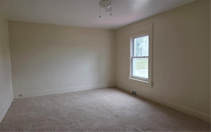 121 CATALPA STREET, NEW KENSINGTON, 15068, 3 Bedrooms Bedrooms, ,1.1 BathroomsBathrooms,Residential,For Sale,CATALPA STREET,1762142