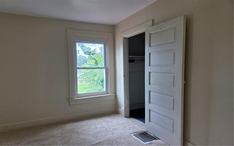 121 CATALPA STREET, NEW KENSINGTON, 15068, 3 Bedrooms Bedrooms, ,1.1 BathroomsBathrooms,Residential,For Sale,CATALPA STREET,1762142