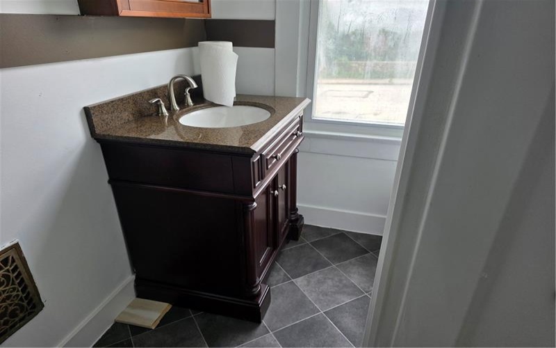 121 CATALPA STREET, NEW KENSINGTON, 15068, 3 Bedrooms Bedrooms, ,1.1 BathroomsBathrooms,Residential,For Sale,CATALPA STREET,1762142
