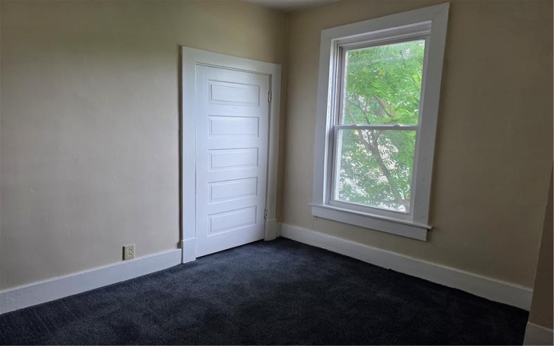 121 CATALPA STREET, NEW KENSINGTON, 15068, 3 Bedrooms Bedrooms, ,1.1 BathroomsBathrooms,Residential,For Sale,CATALPA STREET,1762142