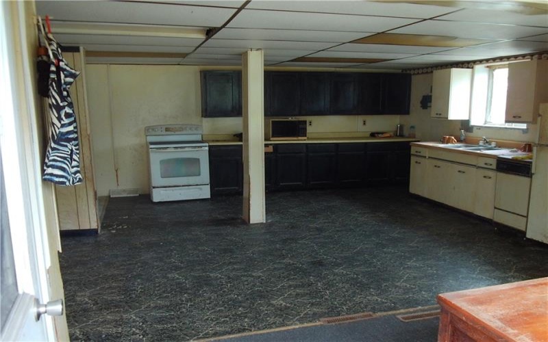 306 Coolspring Jumonville Rd, Hopwood, 15445, 3 Bedrooms Bedrooms, 6 Rooms Rooms,1.1 BathroomsBathrooms,Residential,For Sale,Coolspring Jumonville Rd,1761912