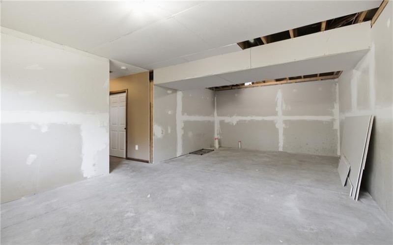 124 Debolt Ave, Masontown, 15461, 3 Bedrooms Bedrooms, ,2 BathroomsBathrooms,Residential,For Sale,Debolt Ave,1761987