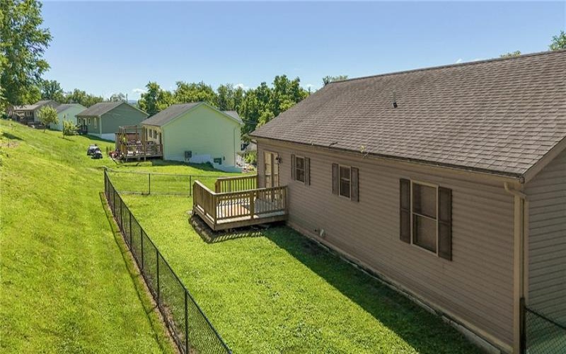 124 Debolt Ave, Masontown, 15461, 3 Bedrooms Bedrooms, ,2 BathroomsBathrooms,Residential,For Sale,Debolt Ave,1761987