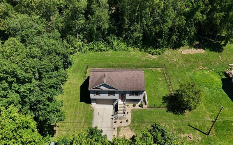 124 Debolt Ave, Masontown, 15461, 3 Bedrooms Bedrooms, ,2 BathroomsBathrooms,Residential,For Sale,Debolt Ave,1761987