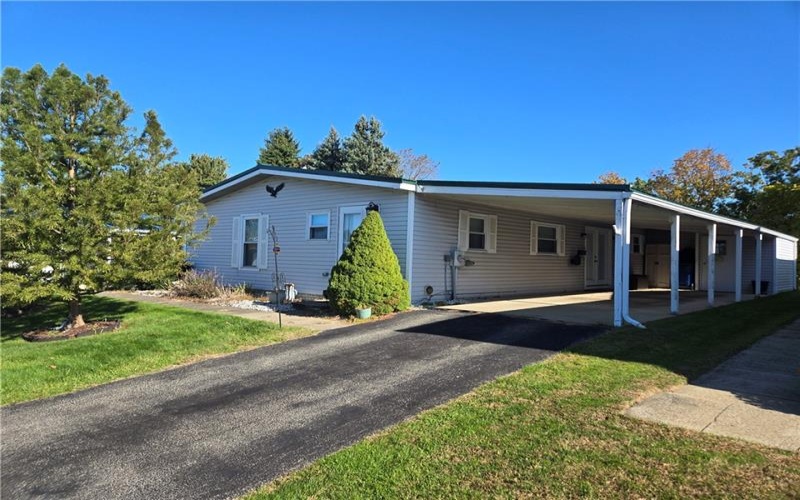 405 Vista Ln, Murrysville, 15668, 3 Bedrooms Bedrooms, ,2 BathroomsBathrooms,Residential,For Sale,Vista Ln,1762078