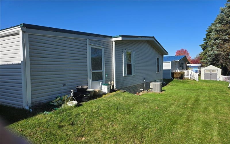 405 Vista Ln, Murrysville, 15668, 3 Bedrooms Bedrooms, ,2 BathroomsBathrooms,Residential,For Sale,Vista Ln,1762078