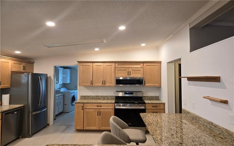 405 Vista Ln, Murrysville, 15668, 3 Bedrooms Bedrooms, ,2 BathroomsBathrooms,Residential,For Sale,Vista Ln,1762078
