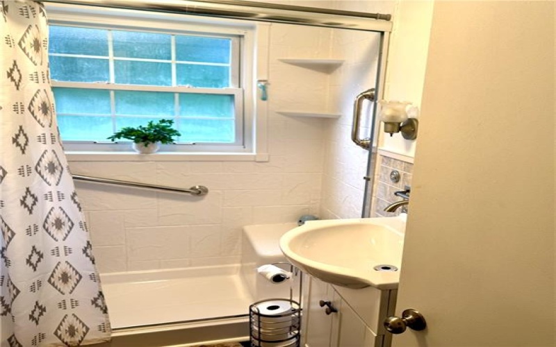 3367 Milligantown Road, New Kensington, 15068, 3 Bedrooms Bedrooms, 6 Rooms Rooms,2.1 BathroomsBathrooms,Residential,For Sale,Milligantown Road,1762175