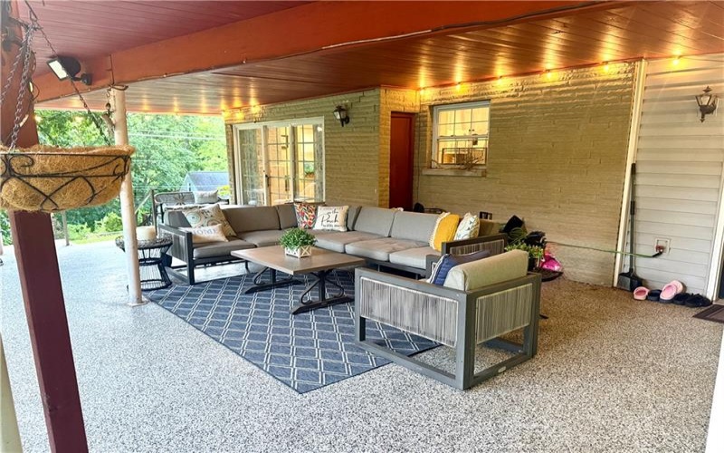 3367 Milligantown Road, New Kensington, 15068, 3 Bedrooms Bedrooms, 6 Rooms Rooms,2.1 BathroomsBathrooms,Residential,For Sale,Milligantown Road,1762175
