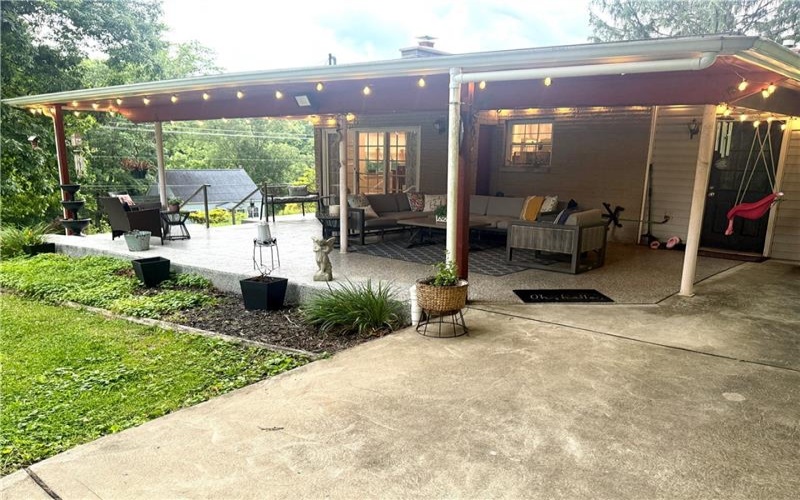 3367 Milligantown Road, New Kensington, 15068, 3 Bedrooms Bedrooms, 6 Rooms Rooms,2.1 BathroomsBathrooms,Residential,For Sale,Milligantown Road,1762175