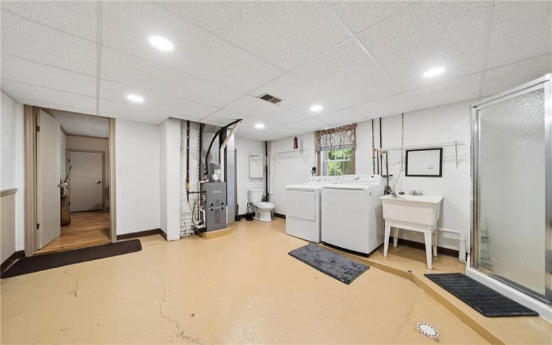 745 Sidney St, Greensburg, 15601, 2 Bedrooms Bedrooms, ,2 BathroomsBathrooms,Residential,For Sale,Sidney St,1760233