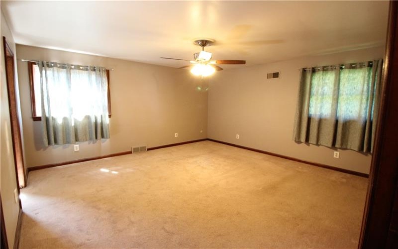 100 Nassau St, Uniontown, 15401, 3 Bedrooms Bedrooms, ,2.1 BathroomsBathrooms,Residential,For Sale,Nassau St,1762134