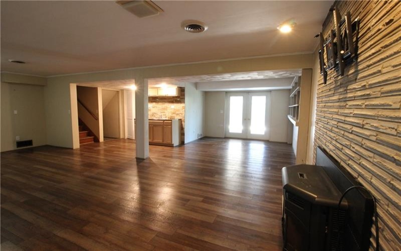 100 Nassau St, Uniontown, 15401, 3 Bedrooms Bedrooms, ,2.1 BathroomsBathrooms,Residential,For Sale,Nassau St,1762134