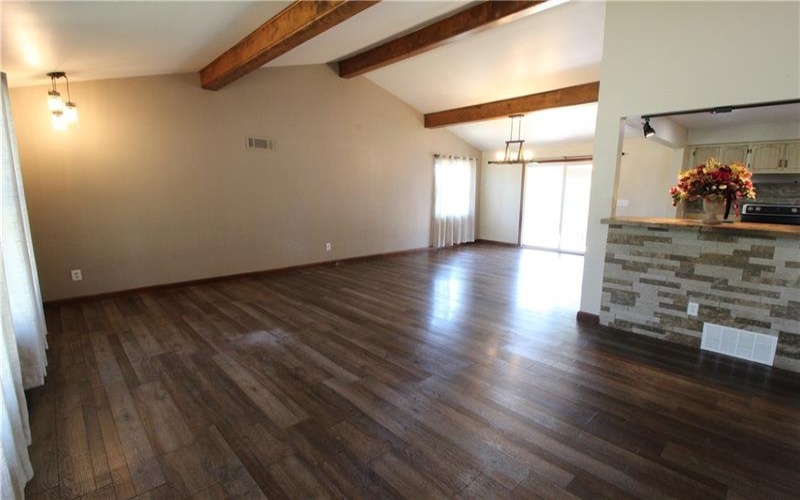 100 Nassau St, Uniontown, 15401, 3 Bedrooms Bedrooms, ,2.1 BathroomsBathrooms,Residential,For Sale,Nassau St,1762134